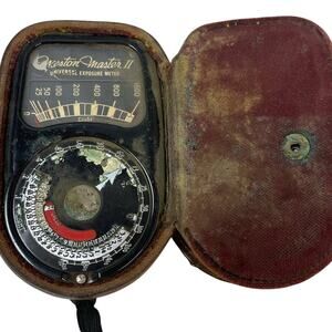 Vintage Weston Master II Universal Light Exposure Meter Model 735 Leather Case